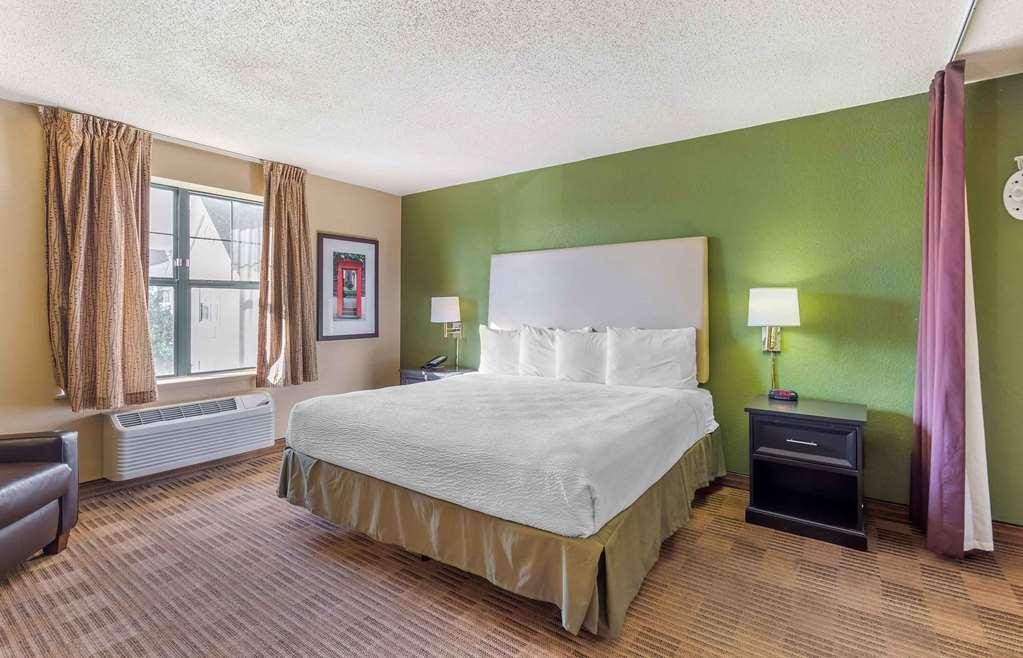 Extended Stay America Select Suites - Chicago - Даунерс-Гров Номер фото